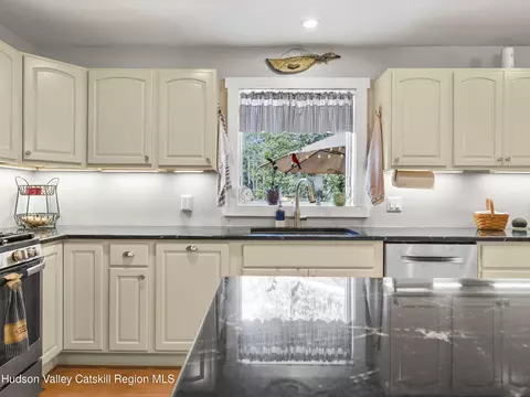 Kitchen - 15 Pine St, Cairo, NY 12413 photo 2 of 3