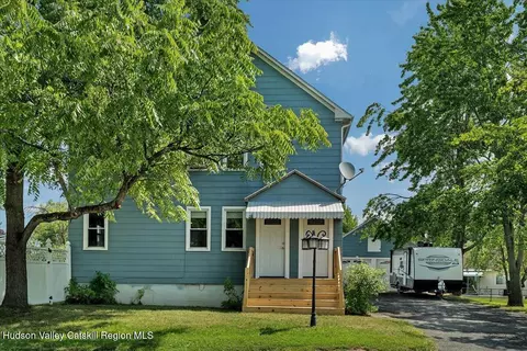 10 Baker Ave, Cohoes, NY 12047