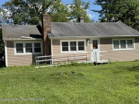 255-257 Mill Rd, Rhinebeck, NY 12572
