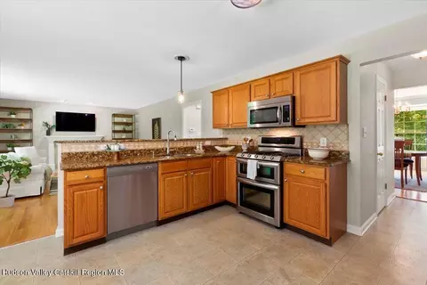 Kitchen - 48 Westphal Dr, Bethlehem, NY 12054 photo 1 of 1
