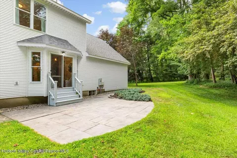 Exterior - 48 Westphal Dr, Bethlehem, NY 12054 photo 2 of 14