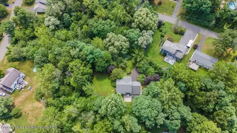 View/Area - 48 Westphal Dr, Bethlehem, NY 12054 photo 4 of 6