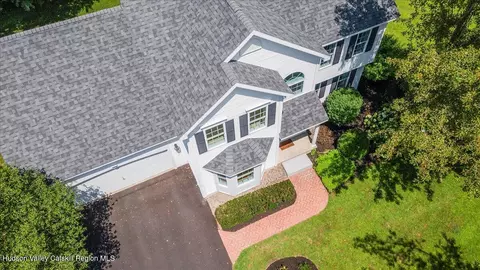 View/Area - 48 Westphal Dr, Bethlehem, NY 12054 photo 1 of 6
