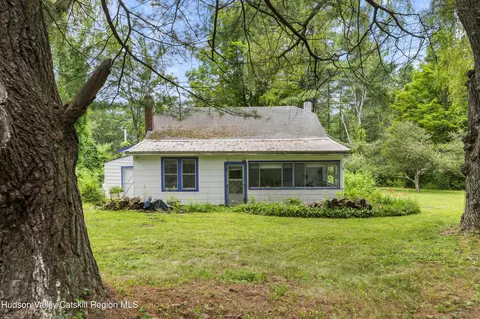 44 Surprise Hl, Freehold, NY 12431