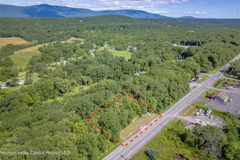 2951 Ny-32, Saugerties, NY 12477