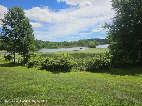 308 28b, Valatie, NY 12184