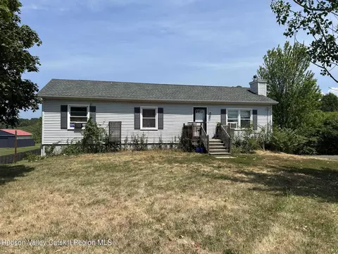 229 Cold Spring Rd, Hudson, NY 12534