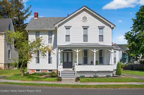 35 W Oreilly St, Kingston, NY 12401