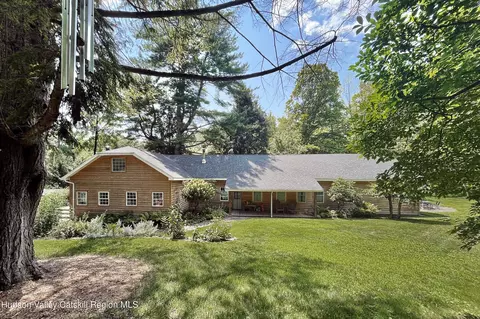 673 Samsonville Rd, Kerhonkson, NY 12446