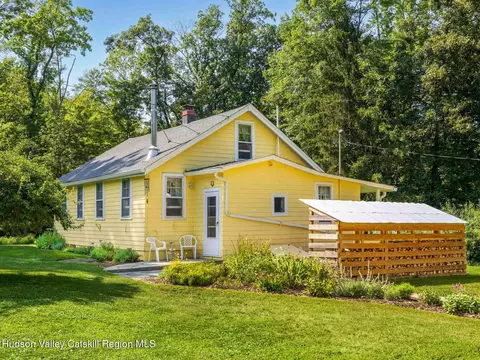 4618 Atwood Rd, Stone Ridge, NY 12484