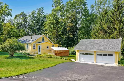 4618 Atwood Rd, Stone Ridge, NY 12484