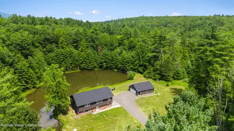 297 Schwabie Tpke, Kerhonkson, NY 12446