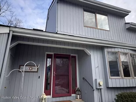 52 The Hls, Port Ewen, NY 12466