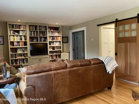 14 Knoth Rd, Wallkill, NY 12589 photo 8