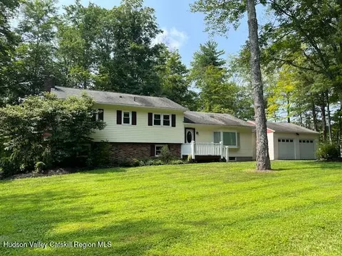 177 Buck Rd, Stone Ridge, NY 12484