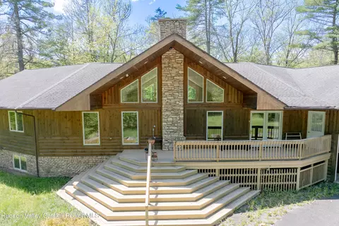 537 Mossy Hill Rd, Catskill, NY 12414