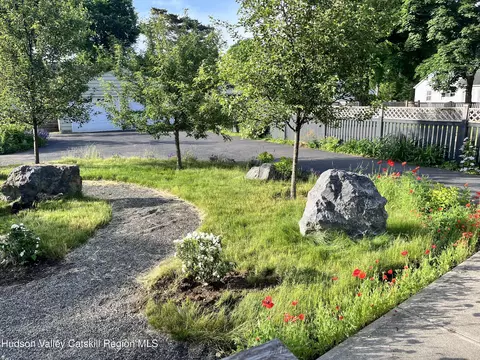 39 Broad St, Kinderhook, NY 12106 photo 25