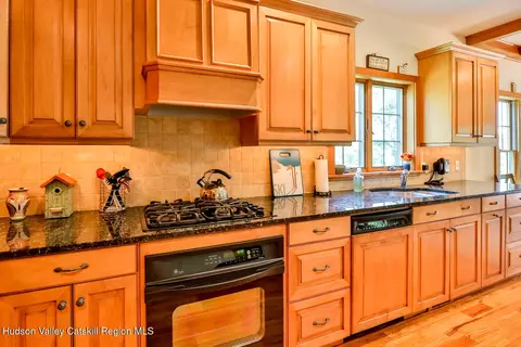 Kitchen - 37 White Way, Windham, NY 12496 photo 4 of 5