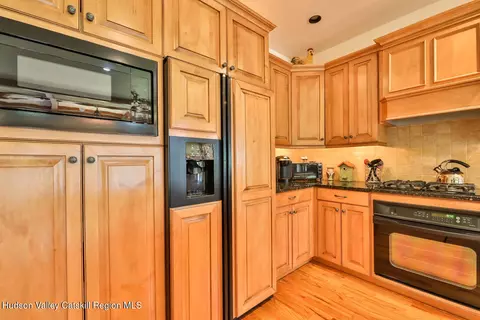 Kitchen - 37 White Way, Windham, NY 12496 photo 5 of 5