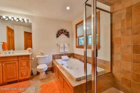 Bath - 37 White Way, Windham, NY 12496 photo 4 of 5
