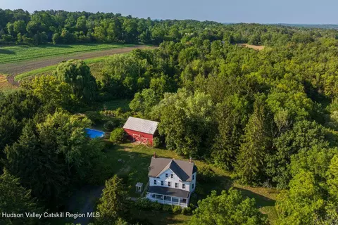 276 Leeds Athens Rd, Athens, NY 12015