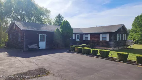 17 Clay Hill Rd, Durham, NY 12422