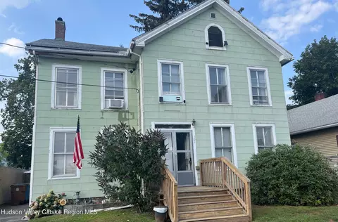 101 Bruyn Ave, Kingston, NY 12401