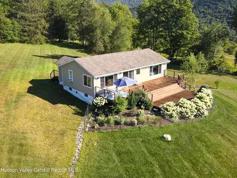 138 Clarke Ln, Andes, NY 13731