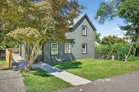 15 William St, Beacon, NY 12508