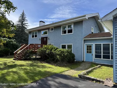 212 South St, Windham, NY 12496