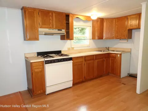 158 Middle Rd, Austerlitz, NY 12017 photo 8
