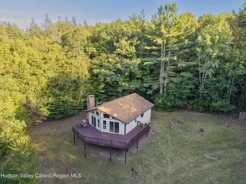 321 Terrace Dr, Prattsville, NY 12468