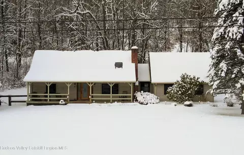199 Hidden Waters Dr, Margaretville, NY 12455