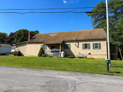 245 Mountain Ave, Cairo, NY 12413