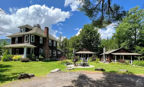 42 50 Stoney Clove Rd, Hunter, NY 12442