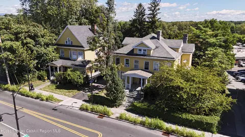 260-264 Clinton Ave, Kingston, NY 12401