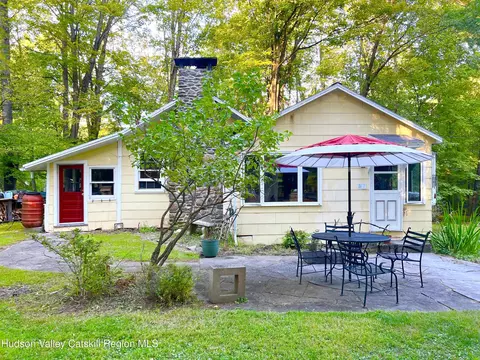 57 Ohayo Mt Rd, Woodstock, NY 12498