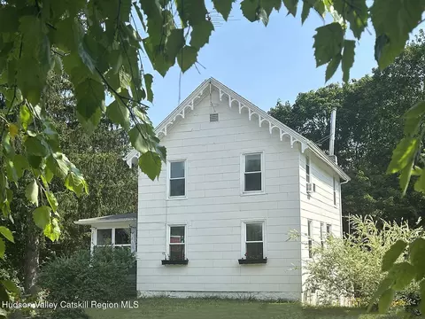 2884 Atlantic Ave, Stottville, NY 12172