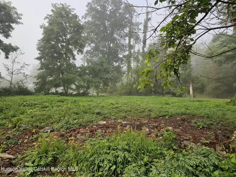 212 Priddle Rd, Esperance Village, NY 12160 photo 5