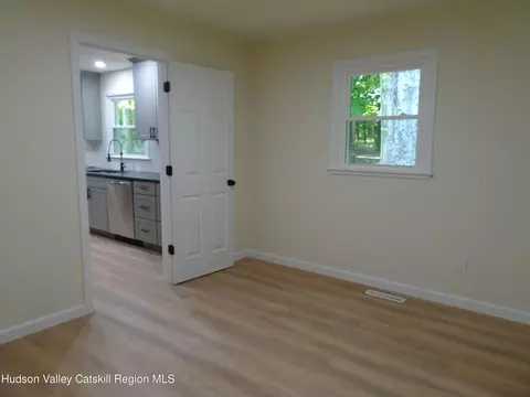 8 Hover Rd, Claverack, NY 12513 photo 17