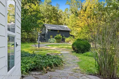 3251 Route 212, Bearsville, NY 12409