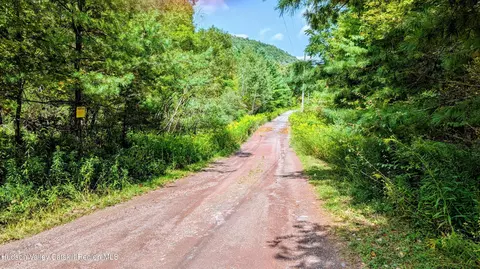 2 Cohen Rd, Prattsville, NY 12468