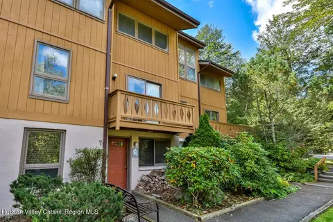 75 Highlands Dr #T-4, Hunter, NY 12442