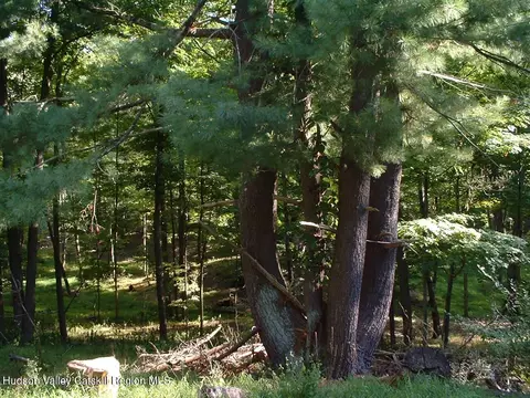 94 Miller Road Rd, Hudson, NY 12534