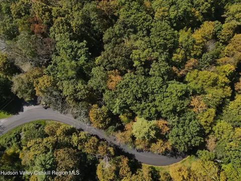 399 Floyd Ackert Rd, New Paltz, NY 12561