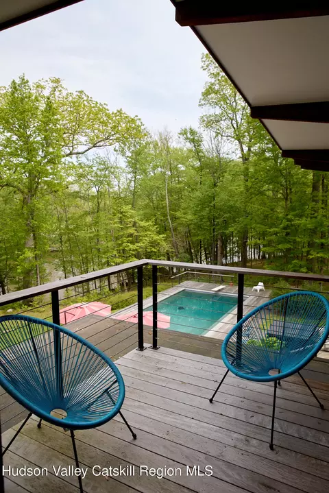 1156 Old Ford Rd, Gardiner, NY 12525 | 46 Photos - Movoto