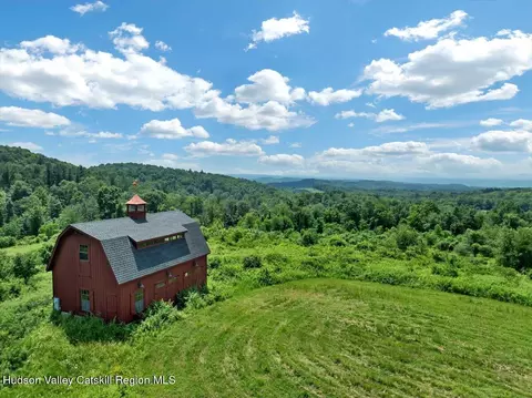 274 Bald Mountain Rd, Brunswick, NY 12180