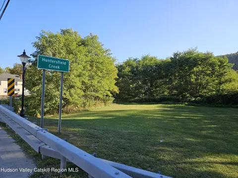 14509 Main St, Prattsville, NY 12468