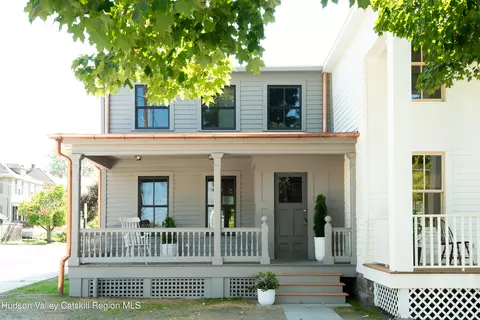 72 N N 5th St, Hudson, NY 12534