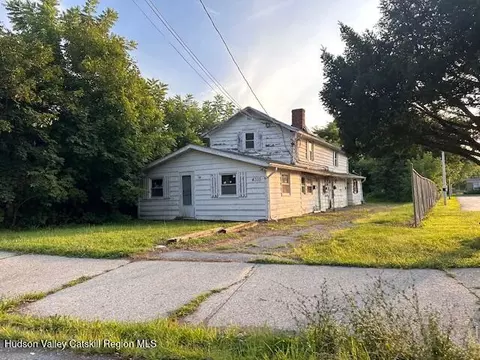 4335 Albany Post Rd, Hyde Park, NY 12538